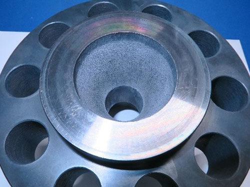射出成形機用シリンダヘッド 加工後